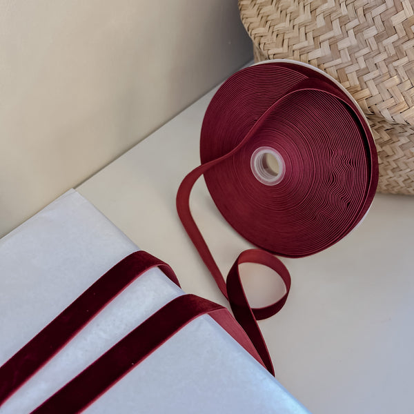 Deep Red/Burgundy Velvet Ribbon Christmas Gift Wrapping 20m Roll (2 widths available)