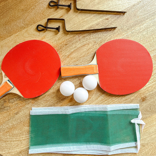 Table Tennis Ping Pong Set - Includes Bats, Balls and Net (and brackets to fit to your table)